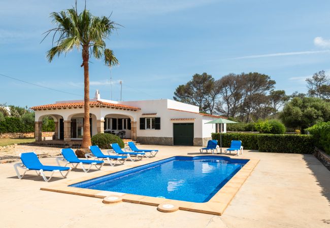 Villa en Cala Blanca - Menorca Binisaret 1